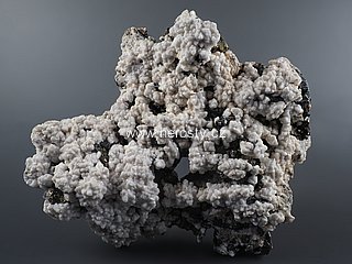 manganokalcit, pyrit